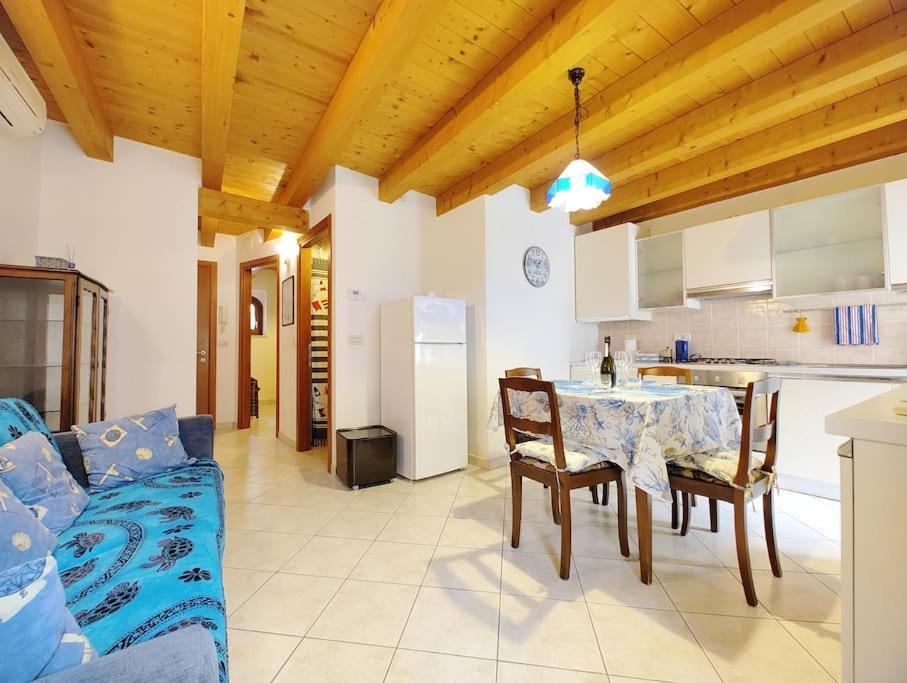 Apartamento Lungomare - Free Wifi & Spiaggia A 100 M Grado