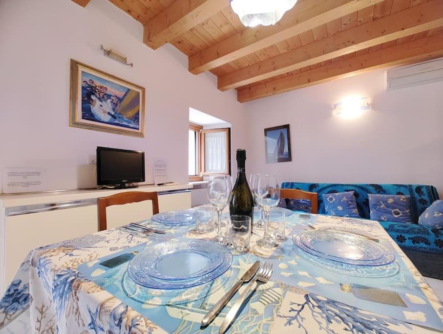 Lungomare - Free Wifi & Spiaggia A 100 M Apartamento